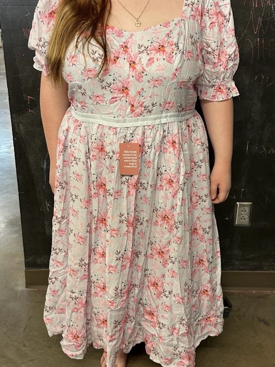 Ivy City Co Dresses & Skirts - Ivy City Co Pastel Pink Floral Midi Dress